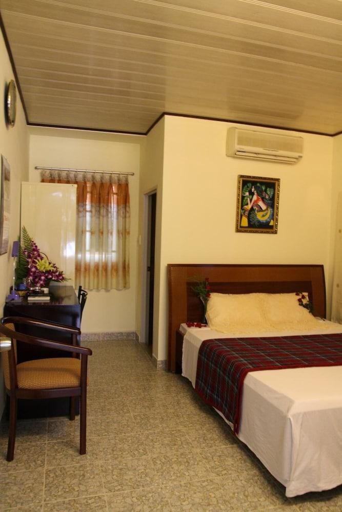 Thien Vu Hotel Hô Chi Minh-Ville Extérieur photo