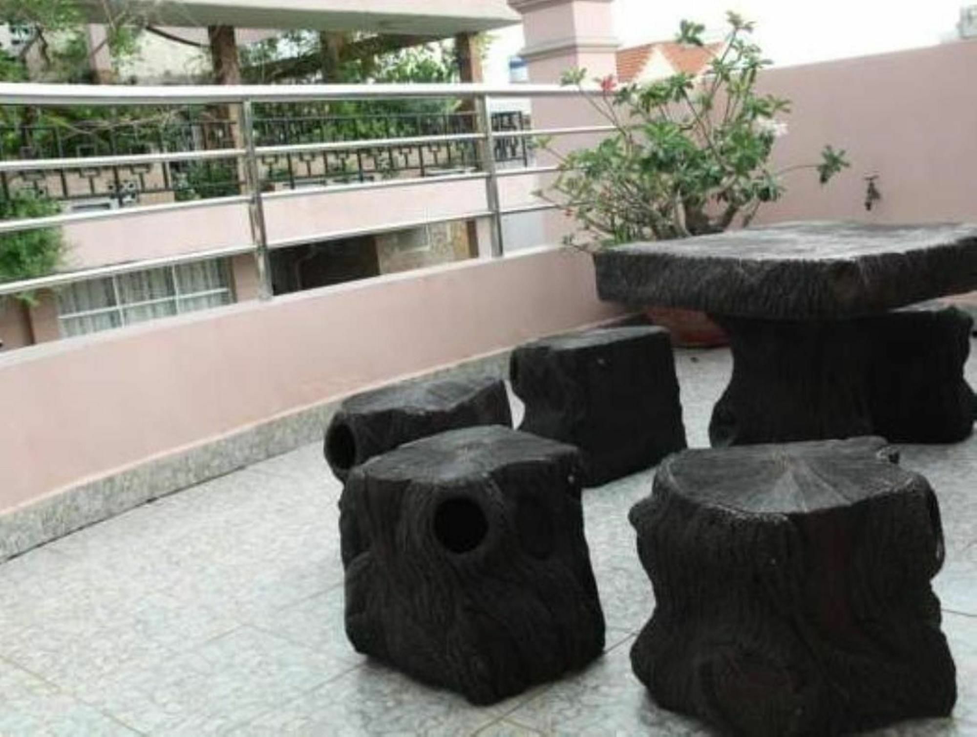Thien Vu Hotel Hô Chi Minh-Ville Extérieur photo